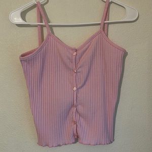 The tag says size XL but it’s definitely not true its more of a size S or M